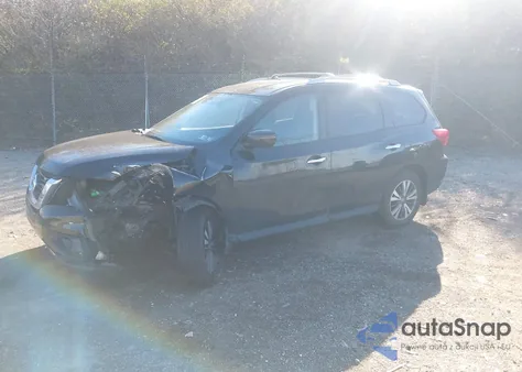 2018 Nissan Pathfinder S из США, поврежденный, VIN 5N1DR2MM1JC608539